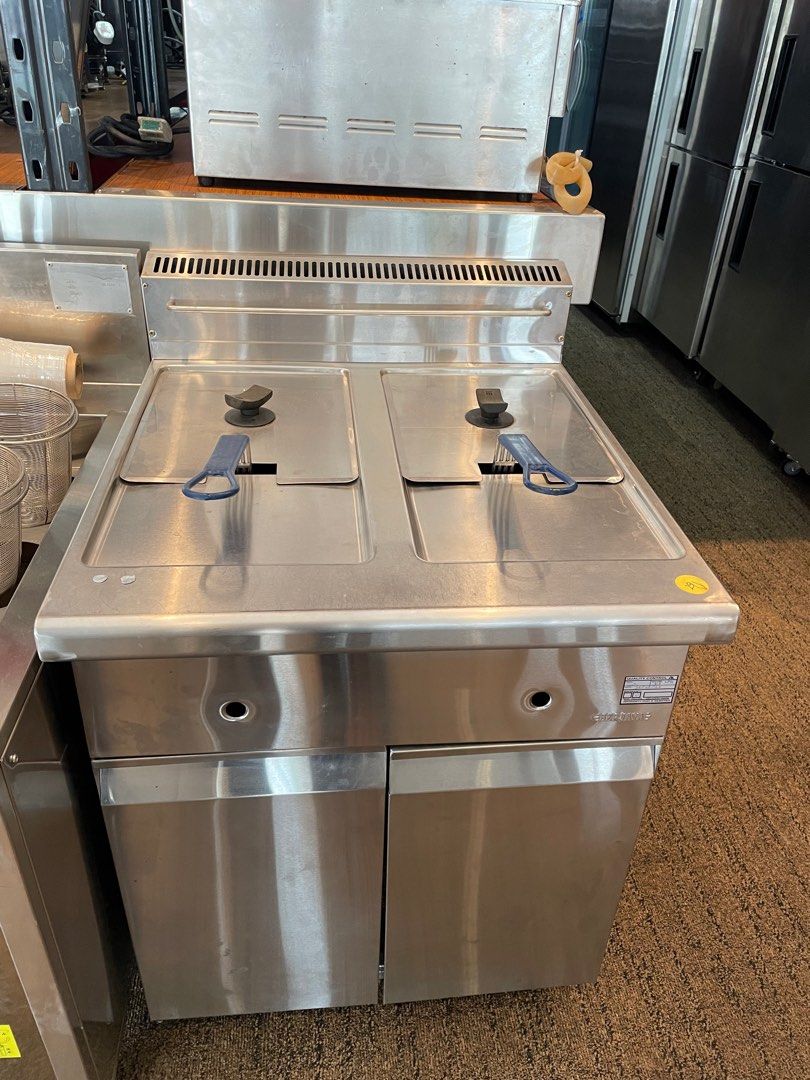 Berjaya gas twin tank deep fryer with basket / freestanding deep fryer