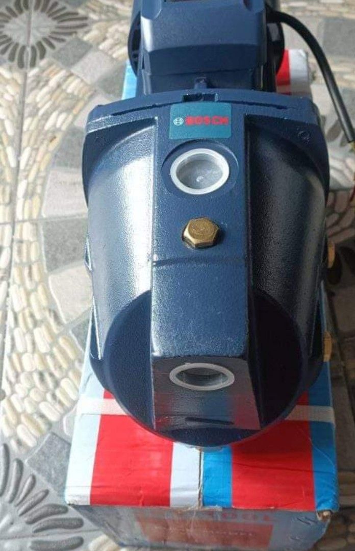 Bosch water pump.1hp jet self priming, Commercial & Industrial