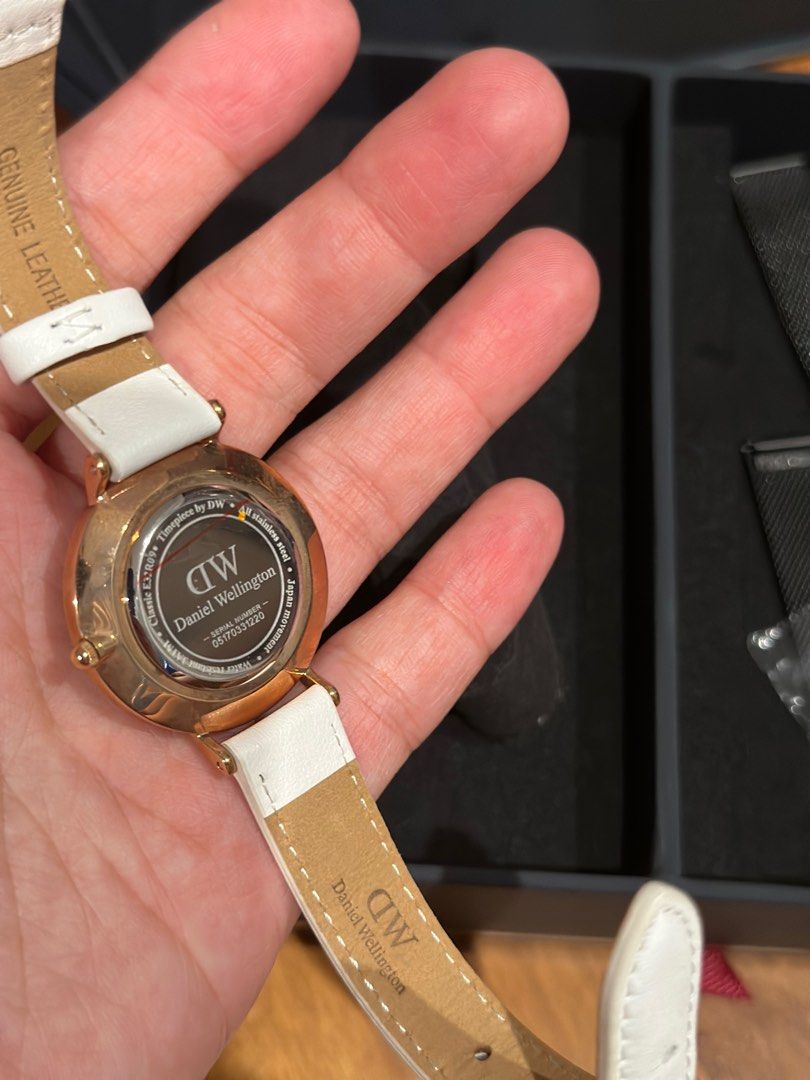 Melrose white discount daniel wellington