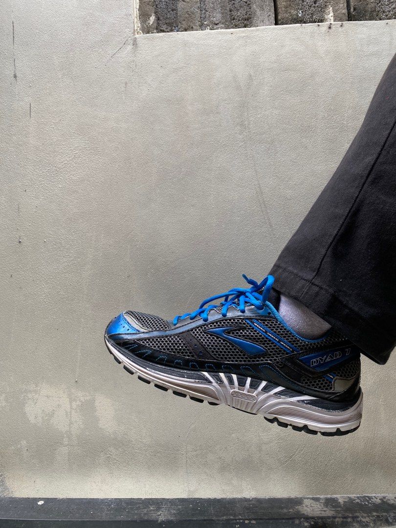 Brooks dyad 7 hotsell gold