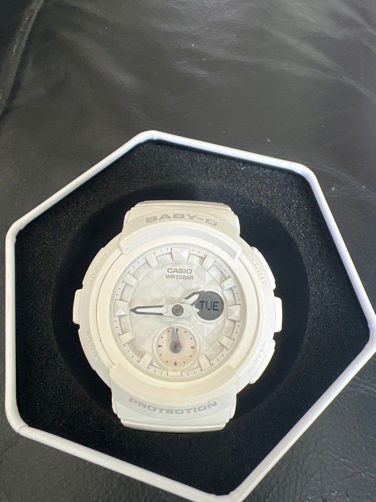 Casio bga 195 hotsell