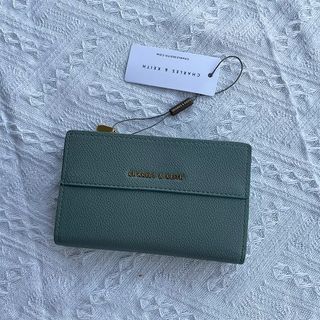 Charles & Keith Red Bi-fold Long Wallet/Dinner Clutch, Women's Fashion,  Bags & Wallets, Purses & Pouches on Carousell