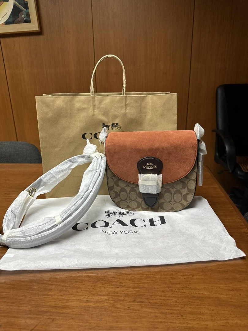 Coach Outlet Kleo Shoulder Bag 23