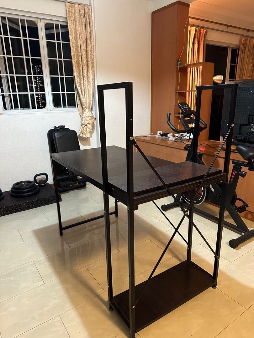 Computer Table (Category: Other Home Furniture) located in Singapore. Submitted by tootsky (Listing ID 1238541127, Image 3). Description: Very sturdy and solid computer table. Already Dismantled for easy transport. Very good condition. Meet up anytime after 7pm or you can arrange lalamove for pick up instead. Cheers!!!.