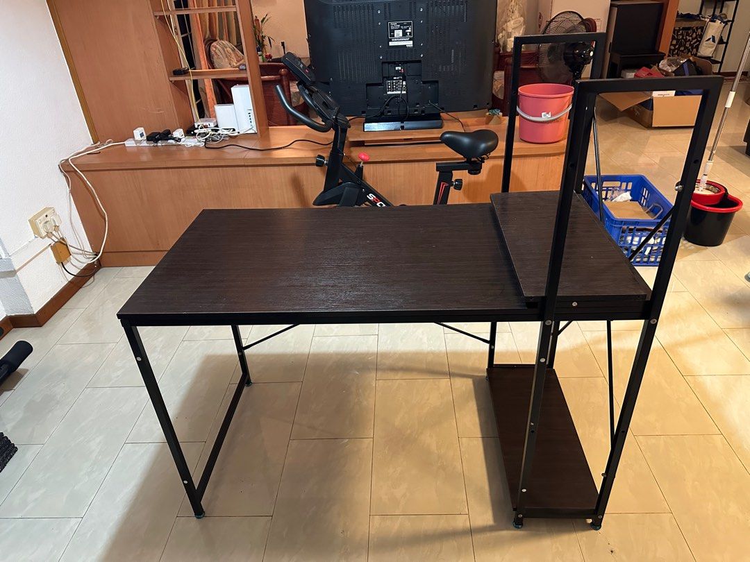 Computer Table (Category: Other Home Furniture) located in Singapore. Submitted by tootsky (Listing ID 1238541127, Image 1). Description: Very sturdy and solid computer table. Already Dismantled for easy transport. Very good condition. Meet up anytime after 7pm or you can arrange lalamove for pick up instead. Cheers!!!.