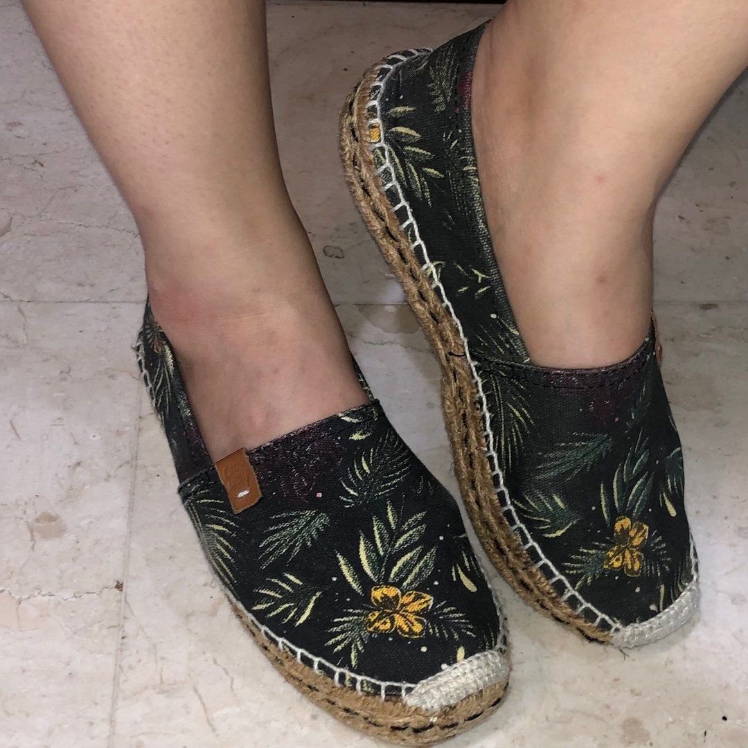 Coolway espadrilles Fesyen Wanita Sepatu di Carousell