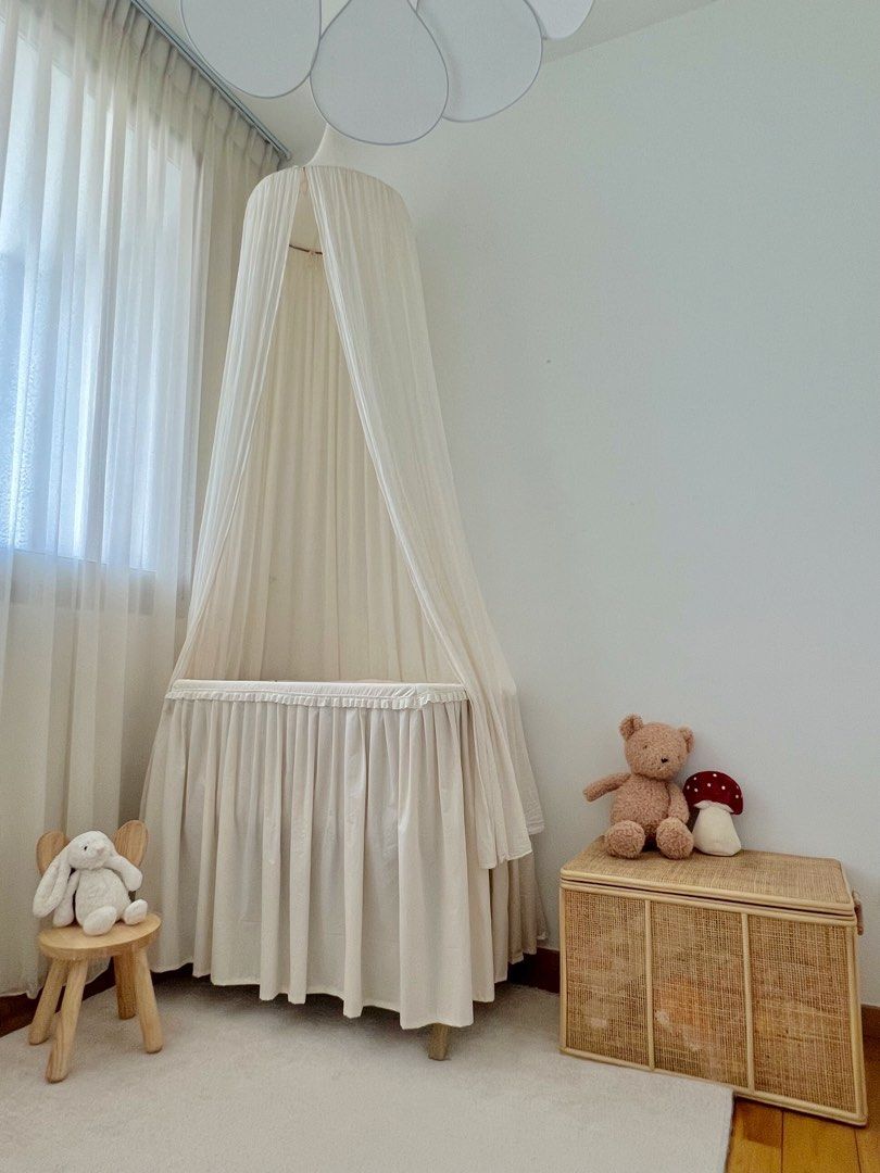 Cozee Tutti Bambini in silver and light oak wood with handmade