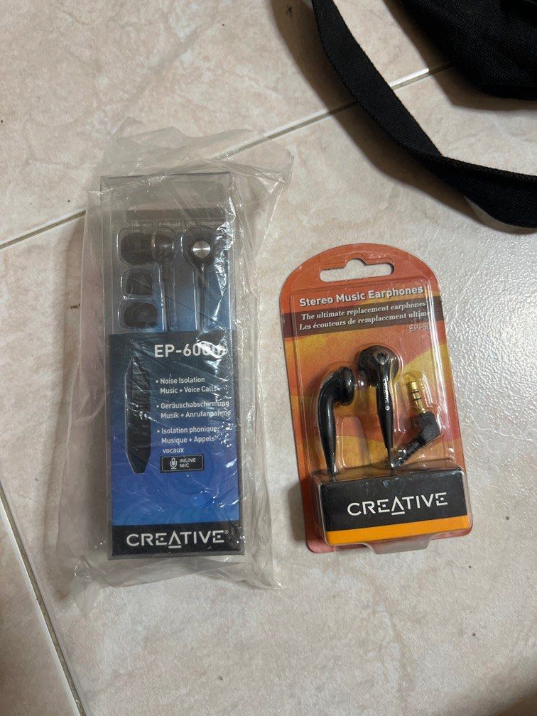 Creative earphones