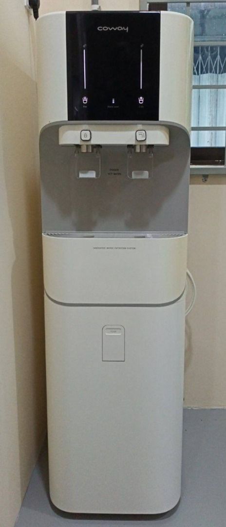 Coway standing store water dispenser