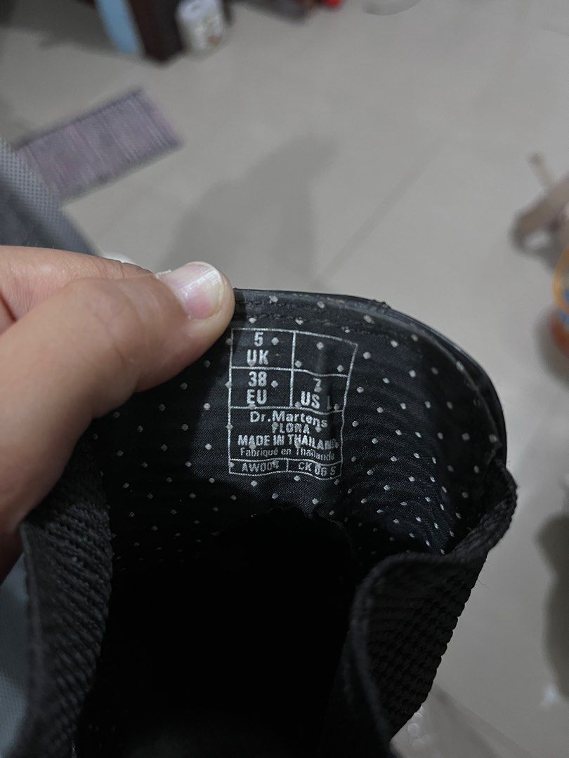 dr martens chelsea flora