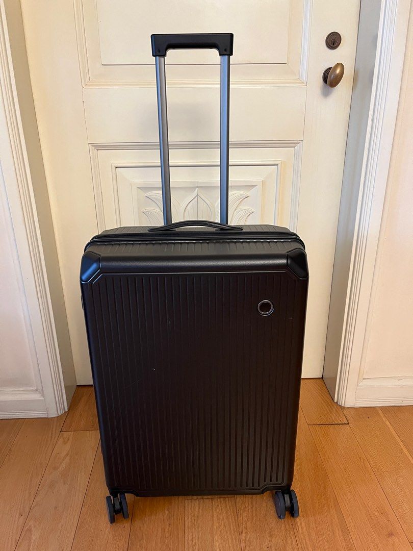 Echolac luggage on Carousell