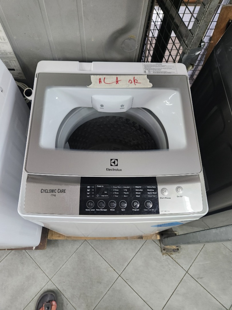 ELECTROLUX Top Load Washer 7.5kg EWT7588H1WB, TV & Home Appliances