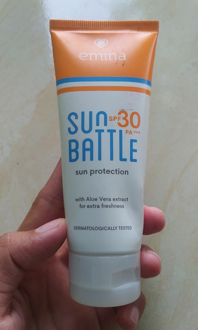 Emina sun battle spf 30 on Carousell