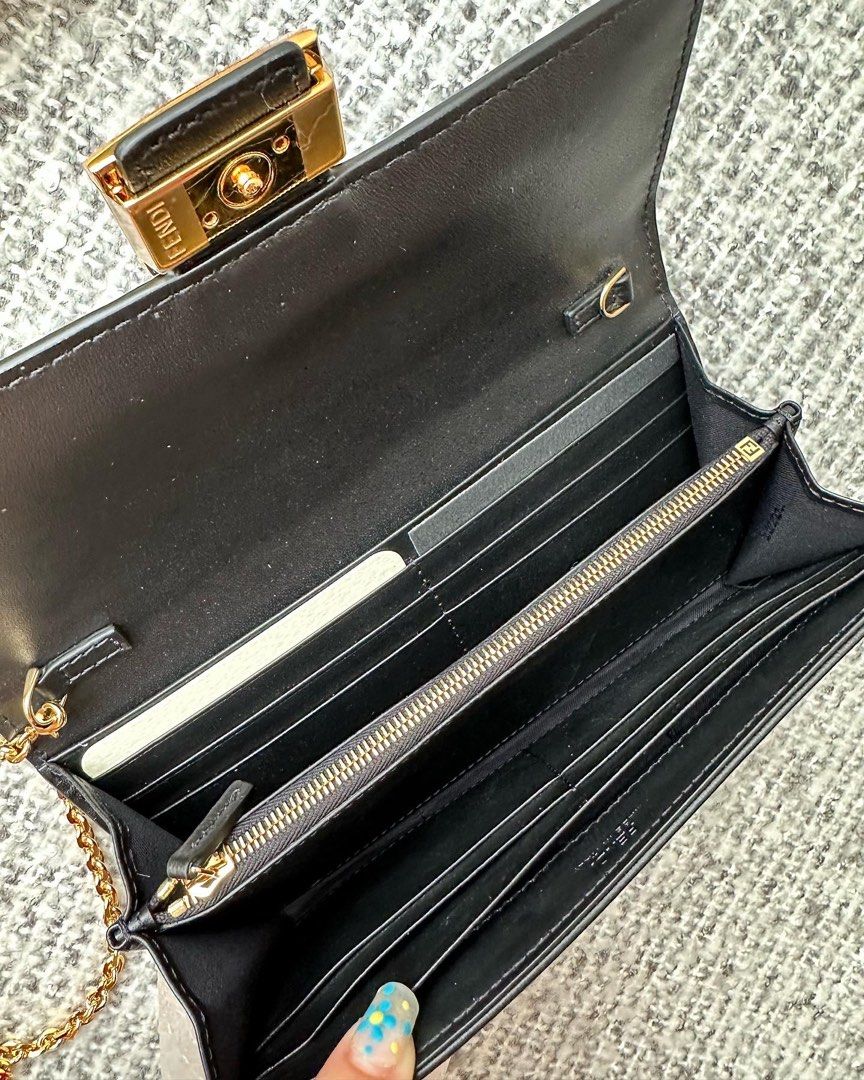 Fendi baguette wallet on chain (Category: Luxury Bags & Wallets) located in Manila. Submitted by sourcedbykco (Listing ID 1238464540, Image 3). Description: Brandnew Comes with box dustbag and cards For more infos and faster reply follow me on sourcedbykco in instagram .