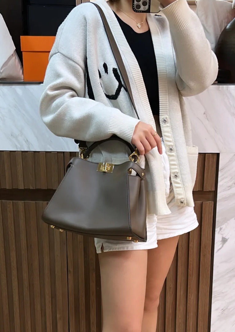 Fendi essential clearance peekaboo