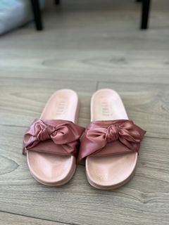 FENTY BOW SLIDES
