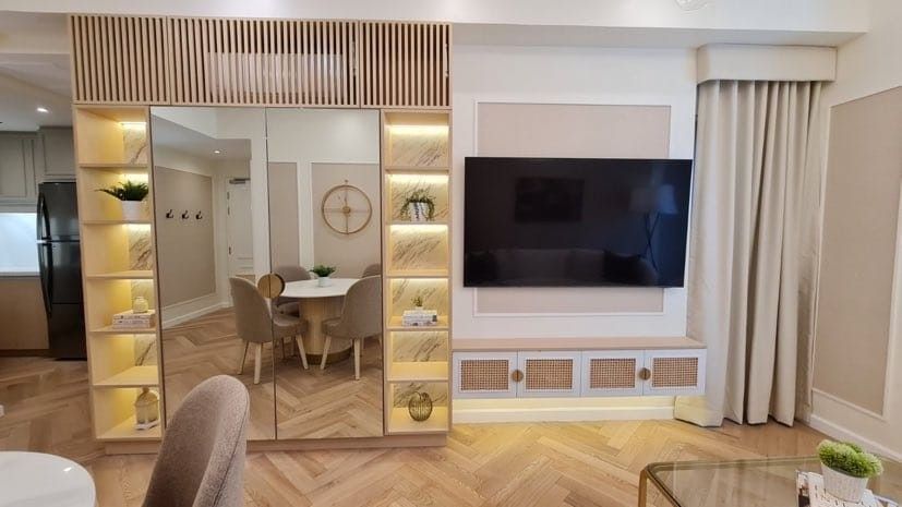 FOR SALE!! CENTRAL PARK WEST (Category: Apartments & Condos) located in Muntinlupa City. Submitted by johann.ocampo (Listing ID 1238572977, Image 2). Description: FOR SALE!! Central Park West 100sqm 3 bedroom Fully Furnished Newly renovated, never used 1 big parking slot Walking distance to UP Town Mall BGC. Price: 45m slightly Negotiable Johann Ocampo 0917 817 34 53 27751.