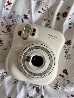 instax 25 battery