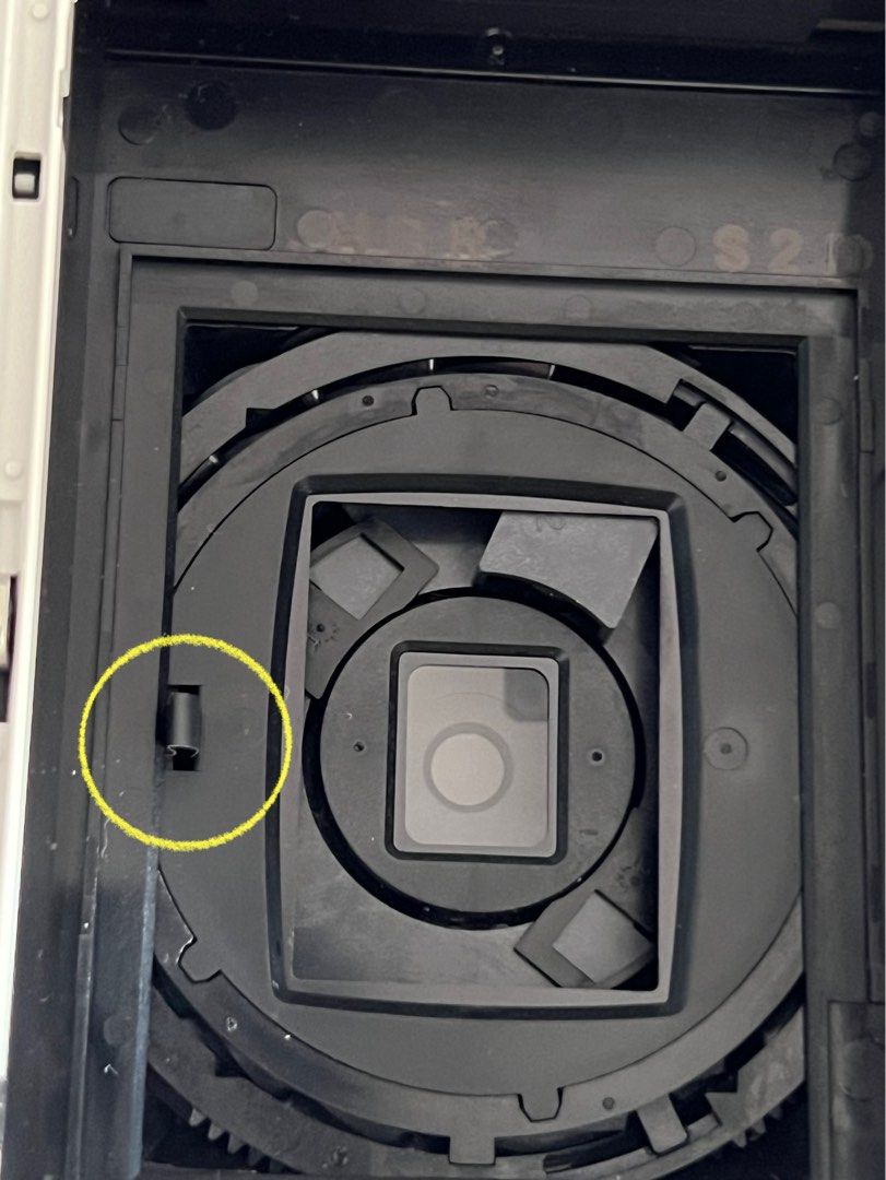 Fujifilm instax mini 25 faulty, Photography, Cameras on Carousell