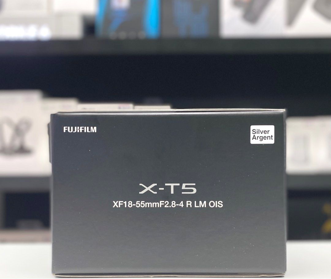  Fujifilm X-T5 Mirrorless Digital Camera XF18-55mm Lens Kit -  Silver : Electronics
