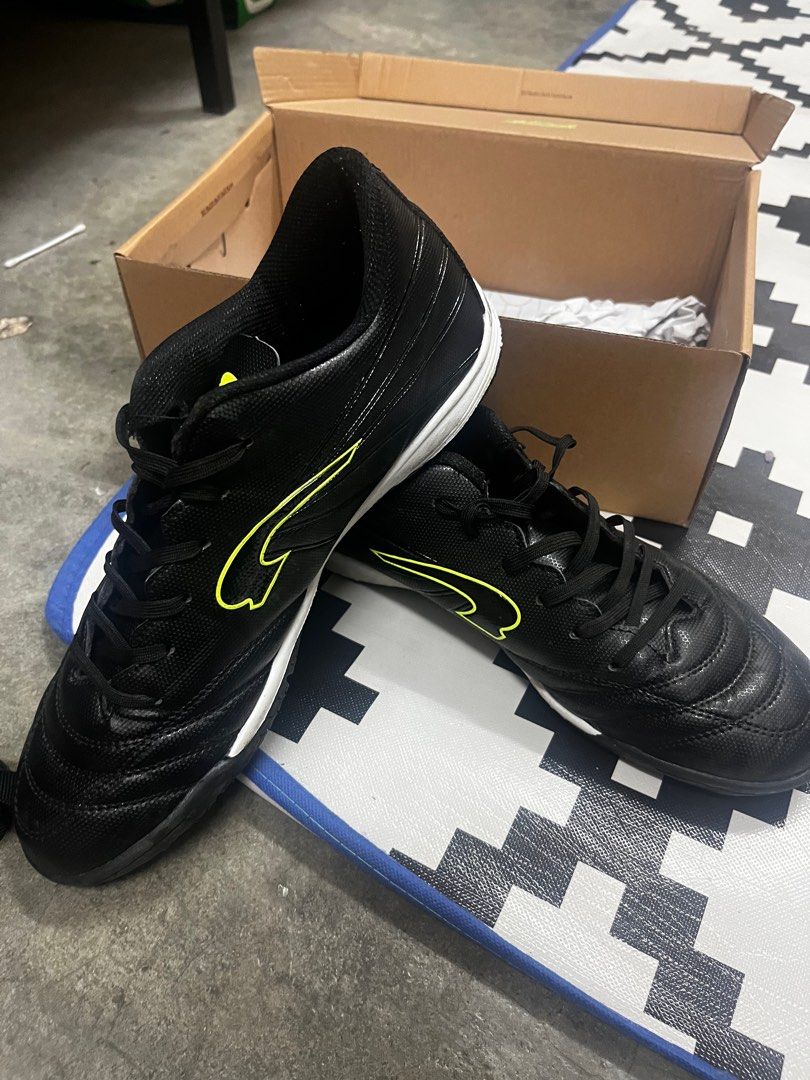 Futsal shoes kronos Sports Equipment Sports Games Racket Ball Sports on Carousell