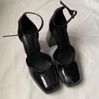 gothic heels black y2k gloss bershka
