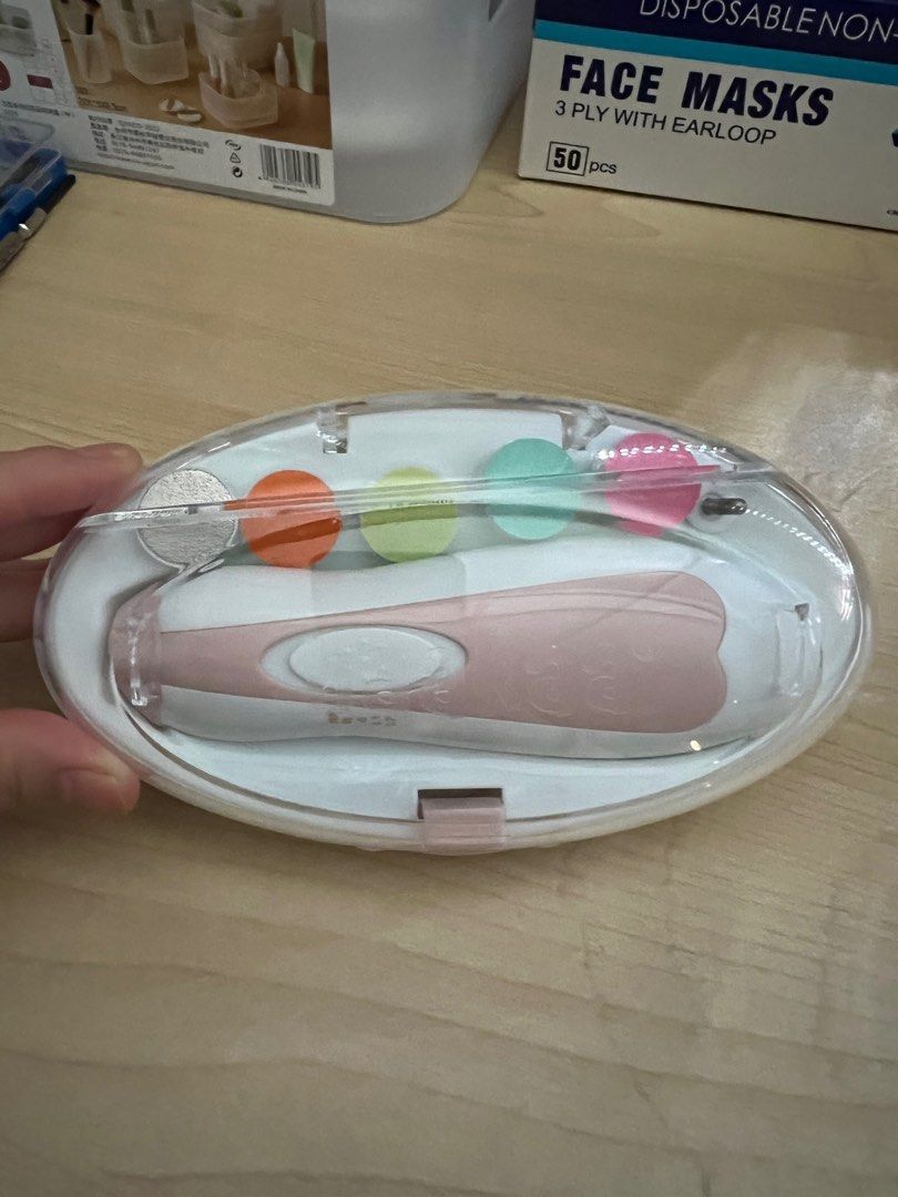 Haakaa Electric Nail File (Category: Baby Toiletries & Grooming) located in Makati City. Submitted by juxyluxy (Listing ID 1238444032, Image 2). Description: Selling my Haakaa electric nail file — slightly used and in very good condition. Comes with original box. Rfs: decluttering.