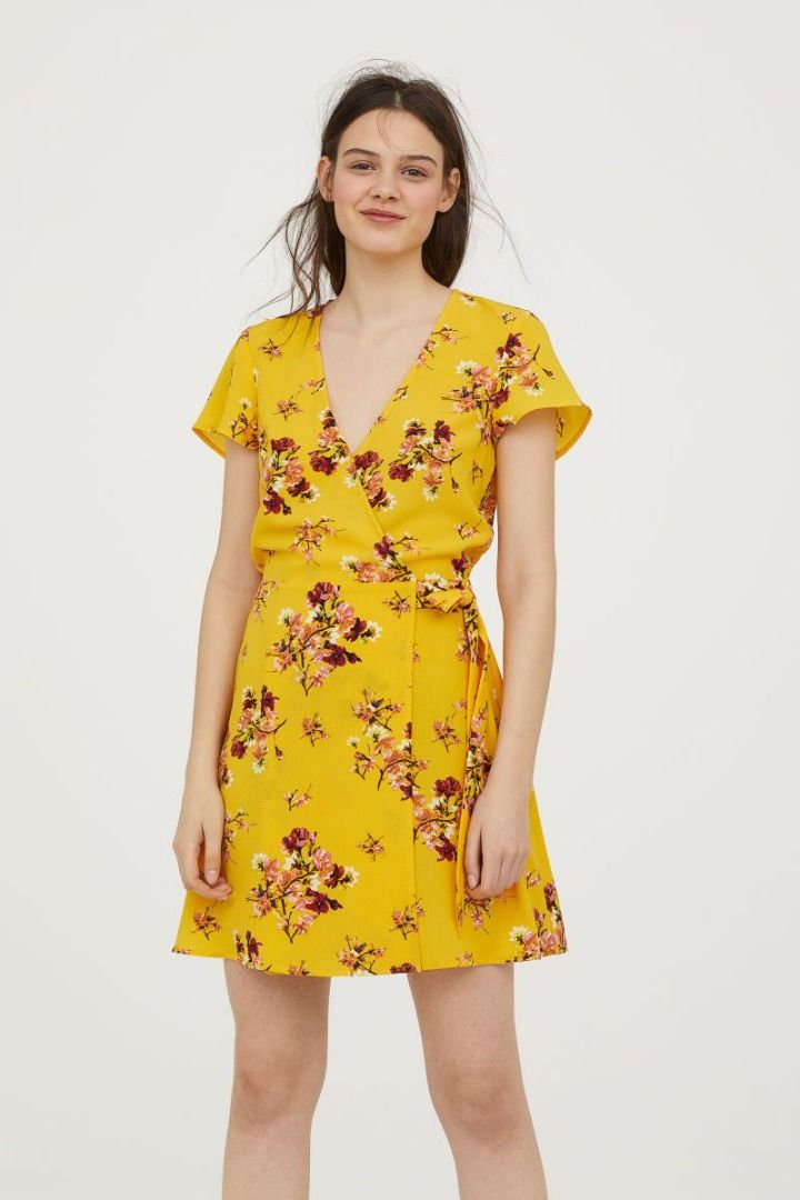 H&m yellow sales floral wrap dress