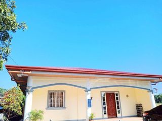 HOUSE AND LOT FOR SALE in Pili Camarines sur with 2 apartment units, commercial space and Transient House