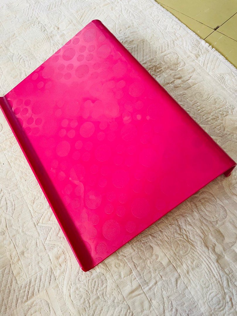 IKEA BRADA Pink Laptop Support (Category: Other Accessories) located in Marilao. Submitted by roqueannaa (Listing ID 1238445932, Image 2). Description: RFS: Extra Laptop stand Item in good condition Measurements: 42x31 cm.