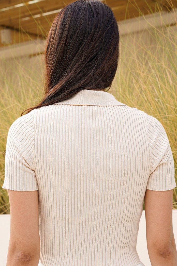 Uo Grassy Cropped Polo Sweater Top Landscape V-Neck Button Up Cardigan  Autumn Sky Grass Pattern