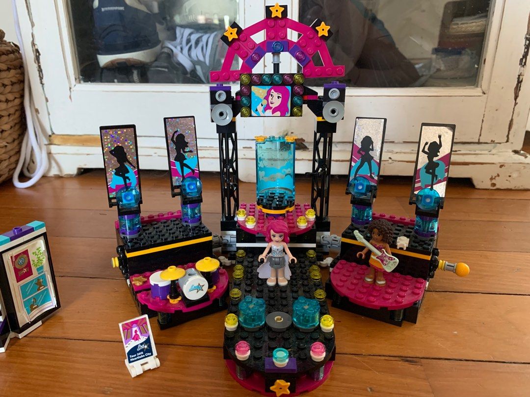 Lego friends livi discount stage