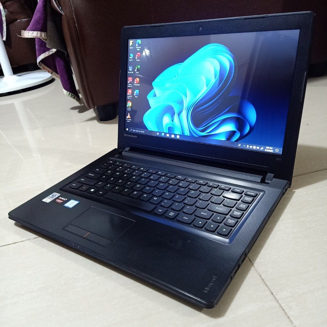 Lenovo ideapad, Core i7-6th gen, 8gb ram 128gb SSD 500gb hdd, AMD ...