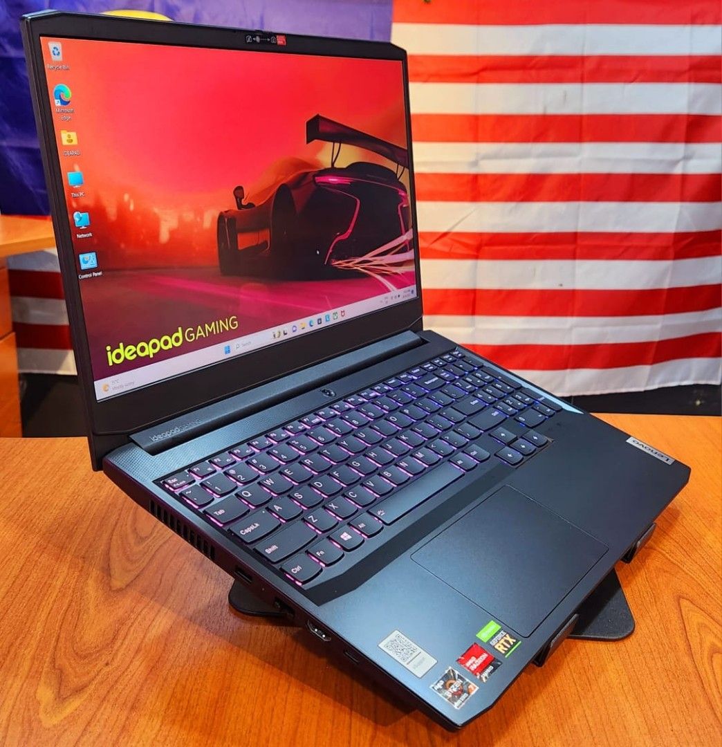 Dual clearance graphics laptop