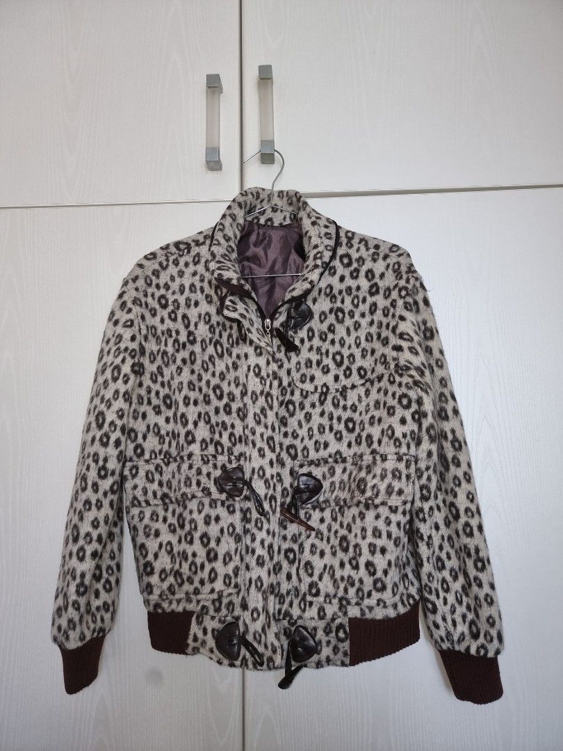 White leopard print jacket top