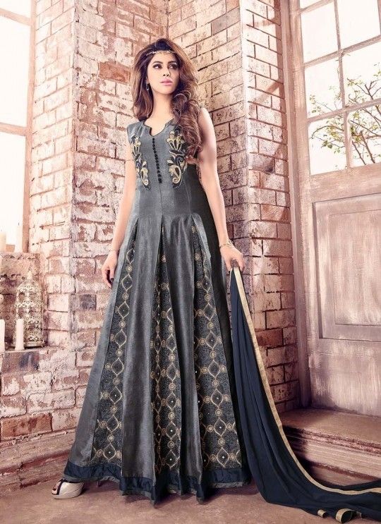 Full length store traditional gown