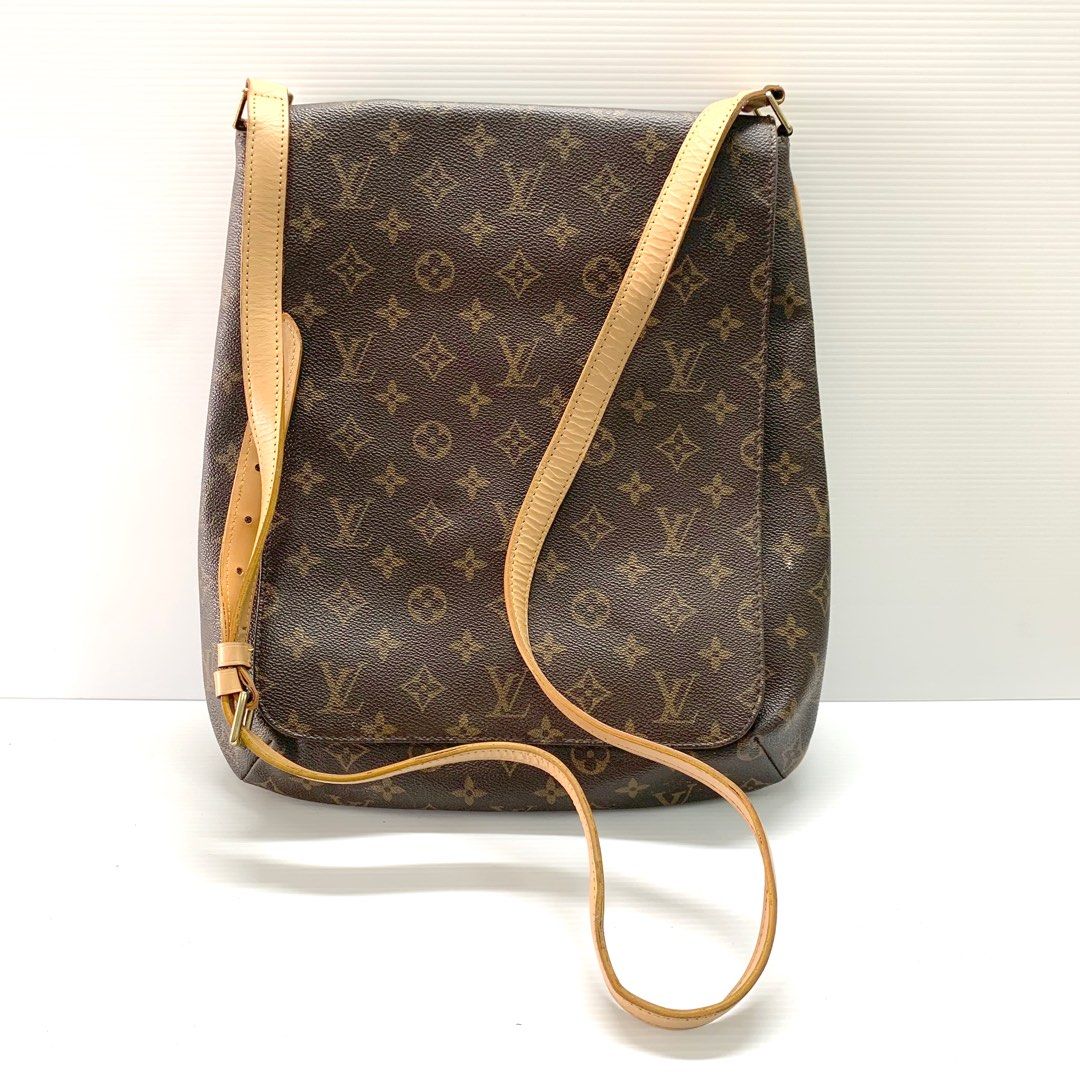 LV Magnetic Messenger Bag, Luxury, Bags & Wallets on Carousell