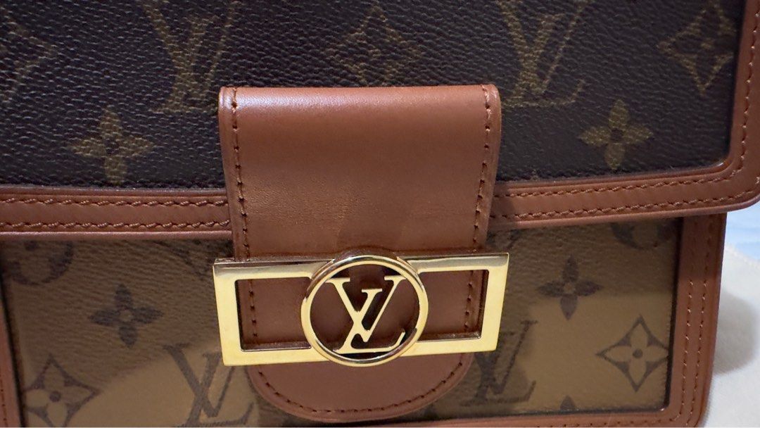 Shop Louis Vuitton Dauphine Compact Wallet (M68725) by JOY＋