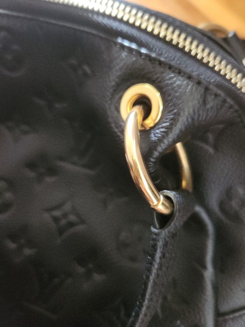 Louis Vuitton Monogram Empreinte Ponthieu PM Shoulder Bag, Luxury, Bags &  Wallets on Carousell