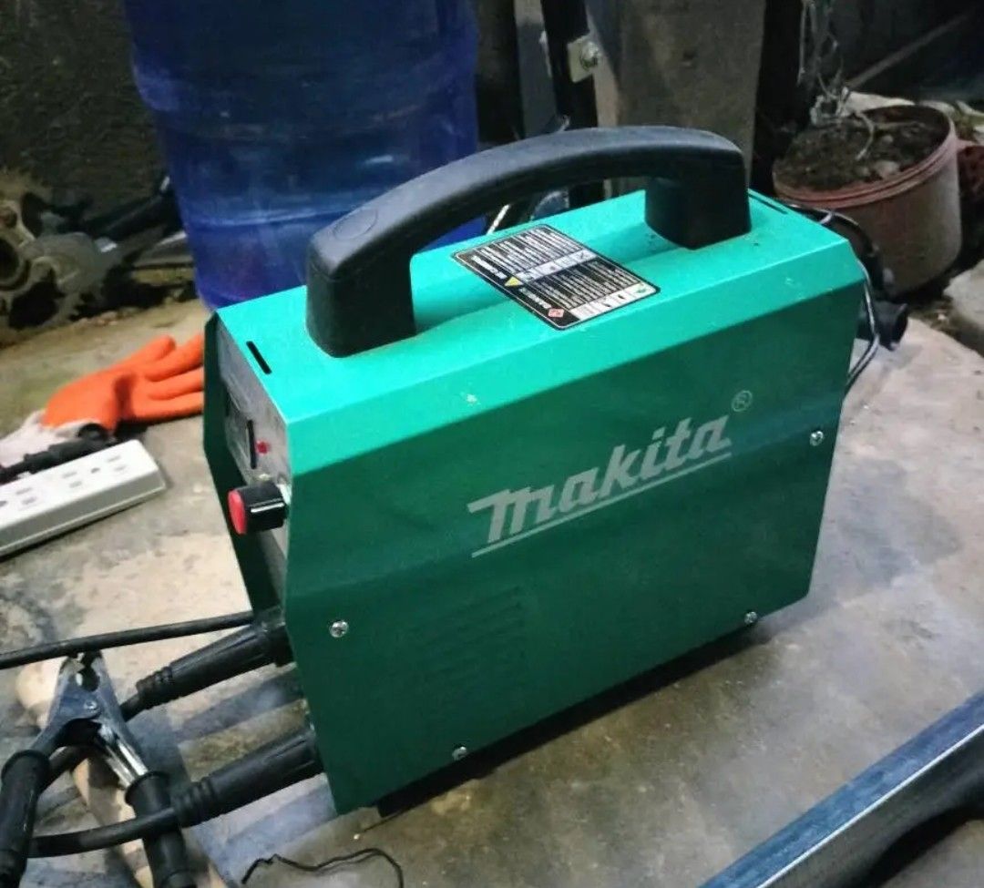Makita welding machine inverter 300amps Japan on Carousell