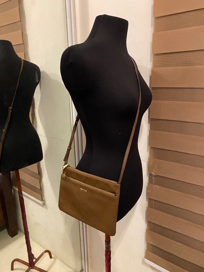 Mango Touch Crossbody Sling Bag Women s Fashion Bags Wallets Cross body Bags on Carousell