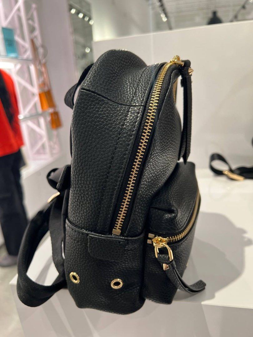 Marc jacobs black leather backpack store