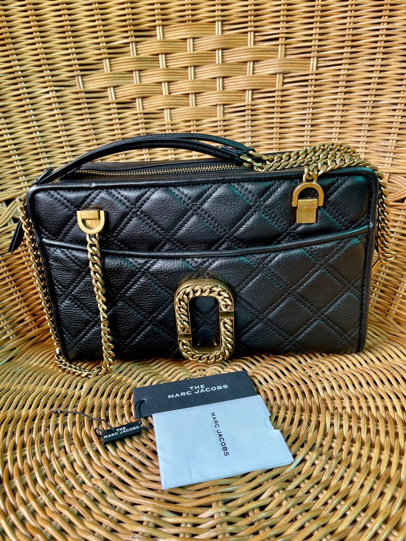 MARC JACOBS THE STATUS SHOULDER BAG, Luxury, Bags & Wallets on Carousell