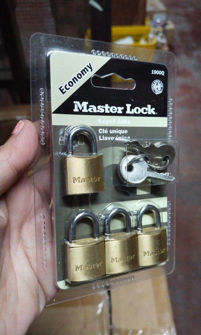 Master solid brass body padlock keyed alike 1900Q 20mm 4pcs/set same key (Category: Locks, Doors & Gates) located in Manila. Submitted by bernaatit (Listing ID 1238571755, Image 2). Description: also offer 30mm 4pcs/set 40mm 4pcs/set and other products of Yale Master Stanley Tramontina Picus Japan Shell USA Sata Tools Arrow staple and others 🌟 message me for your orders and inquiries 🌟 meet up or ship via lalamove or jrs or lbc express.