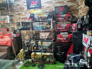 (Category: ) located in . Submitted by Bluemarine_Aquarist (Listing ID 1238532002, Image 1). Description: .
