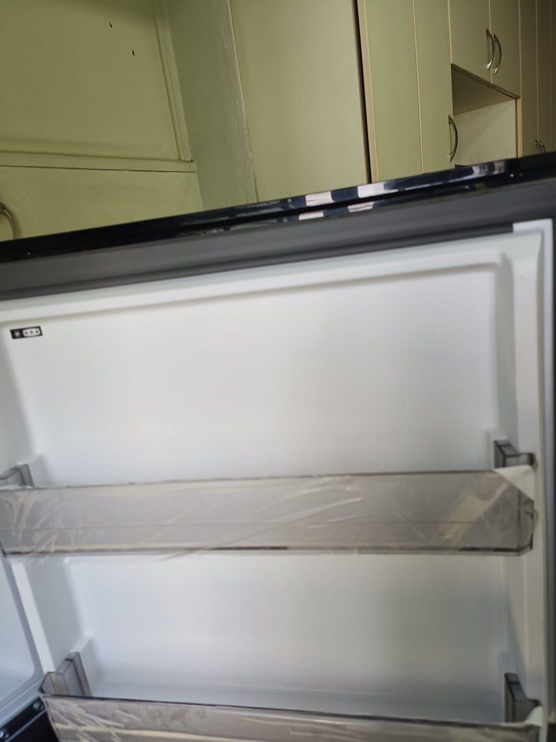 hotpoint 8326 fridge freezer