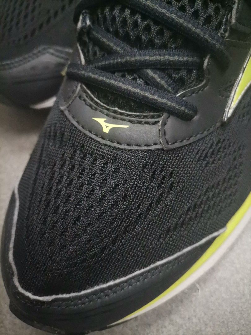 Mizuno wave rider 21 8.5 UK