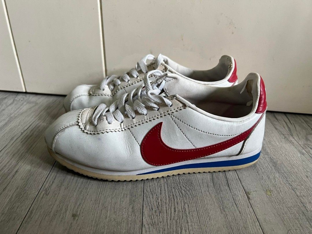 Nike Cortez (Category: Sneakers) located in Quezon City. Submitted by dexneedsit (Listing ID 1238513775, Image 3). Description: for Sale Nike Cortez 6.5 womens orig but no box. bought in trinoma. cubao meetup or add SF.