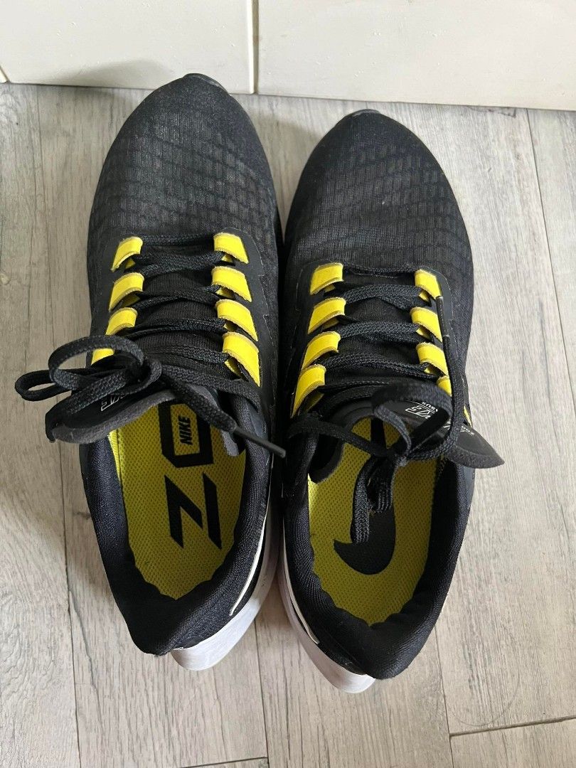 Nike Pegasus.37 (Category: Sneakers) located in Quezon City. Submitted by dexneedsit (Listing ID 1238514002, Image 2). Description: for Sale Nike Pegasus 37 orig but no box 2k only meetup cubao pr add sf.