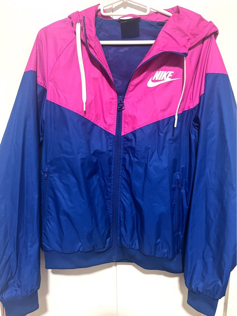 Pink and blue nike windbreaker store